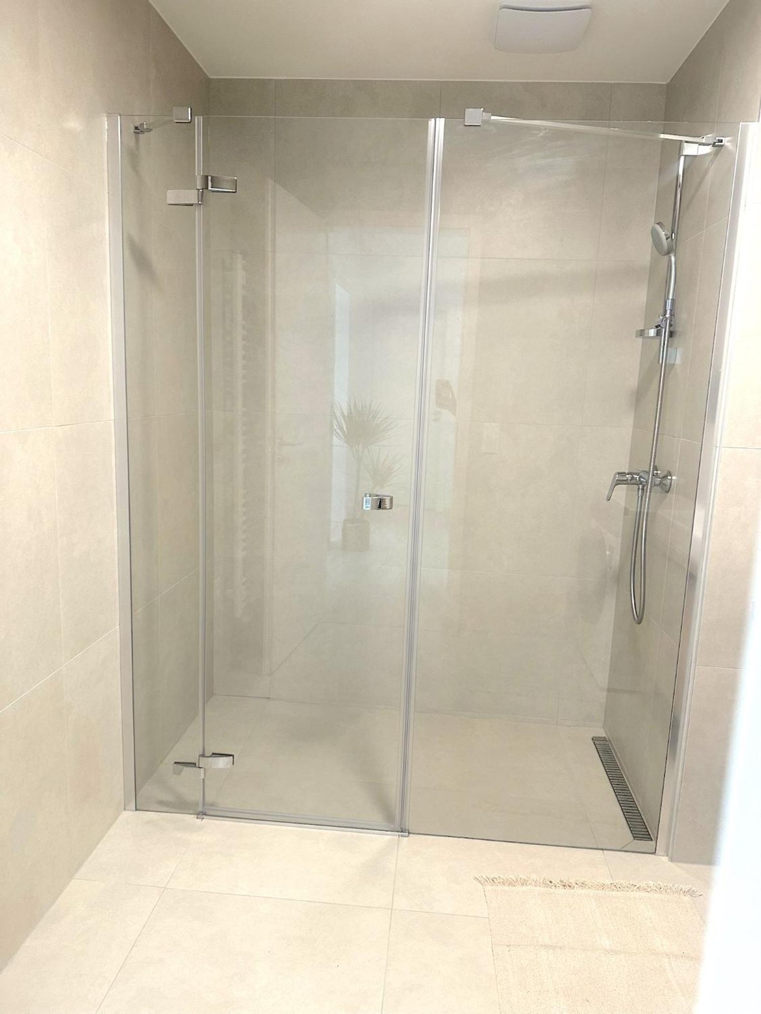 New In The With Parking Option Apartment *